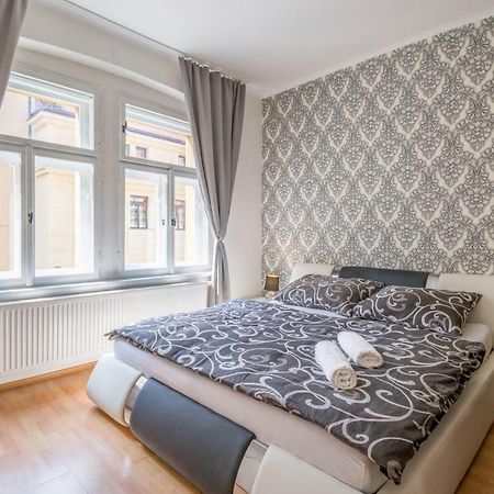 Chest Design Apartments Prag Exterior foto