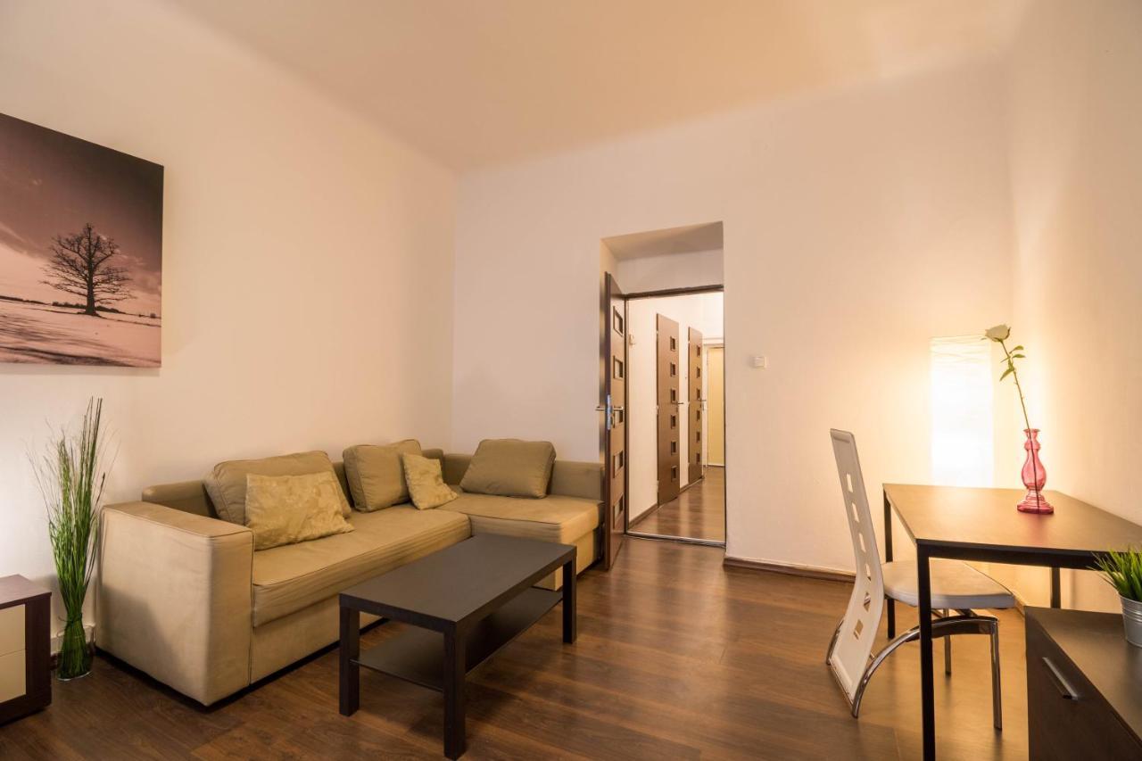 Chest Design Apartments Prag Exterior foto