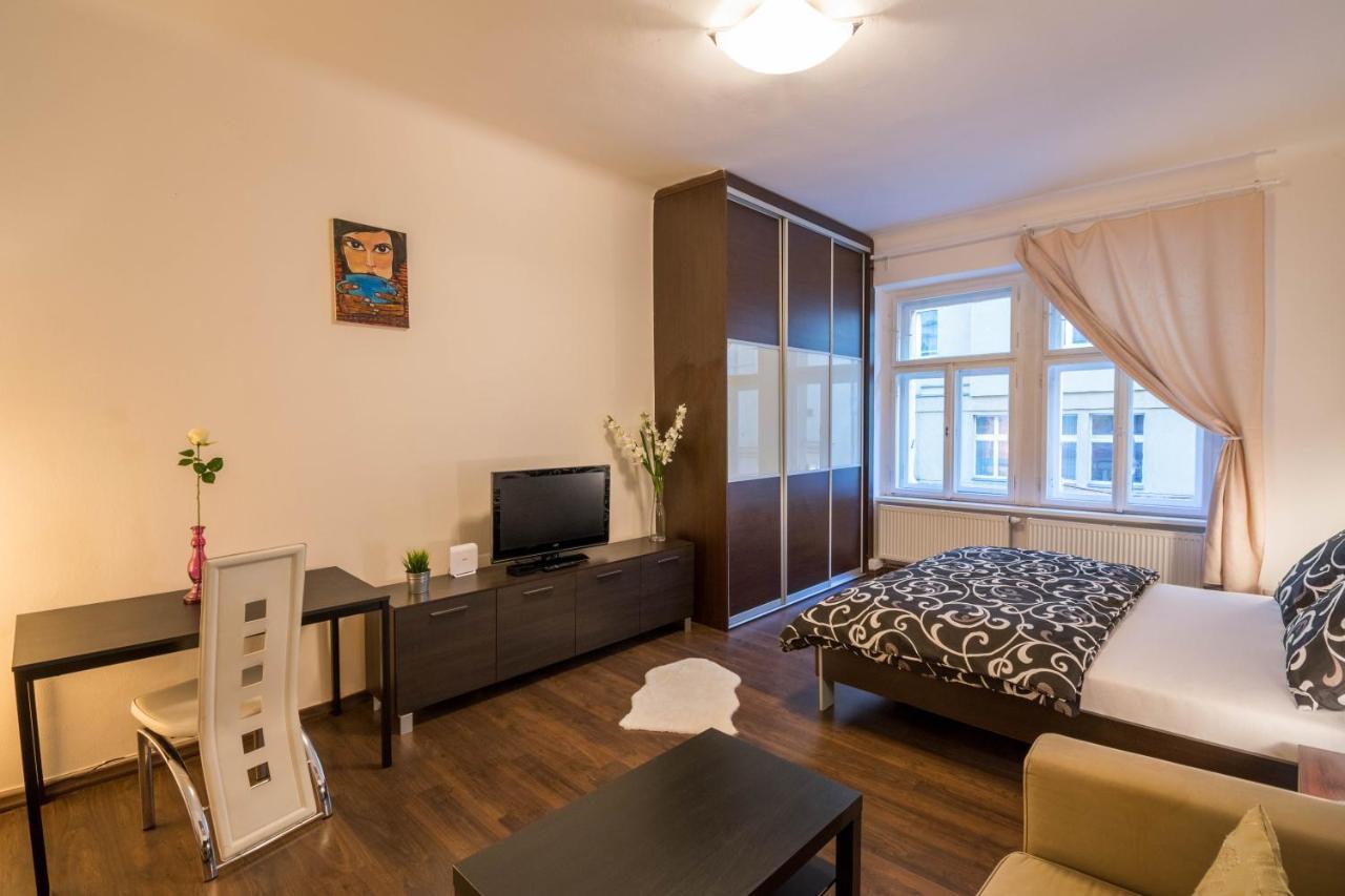 Chest Design Apartments Prag Exterior foto
