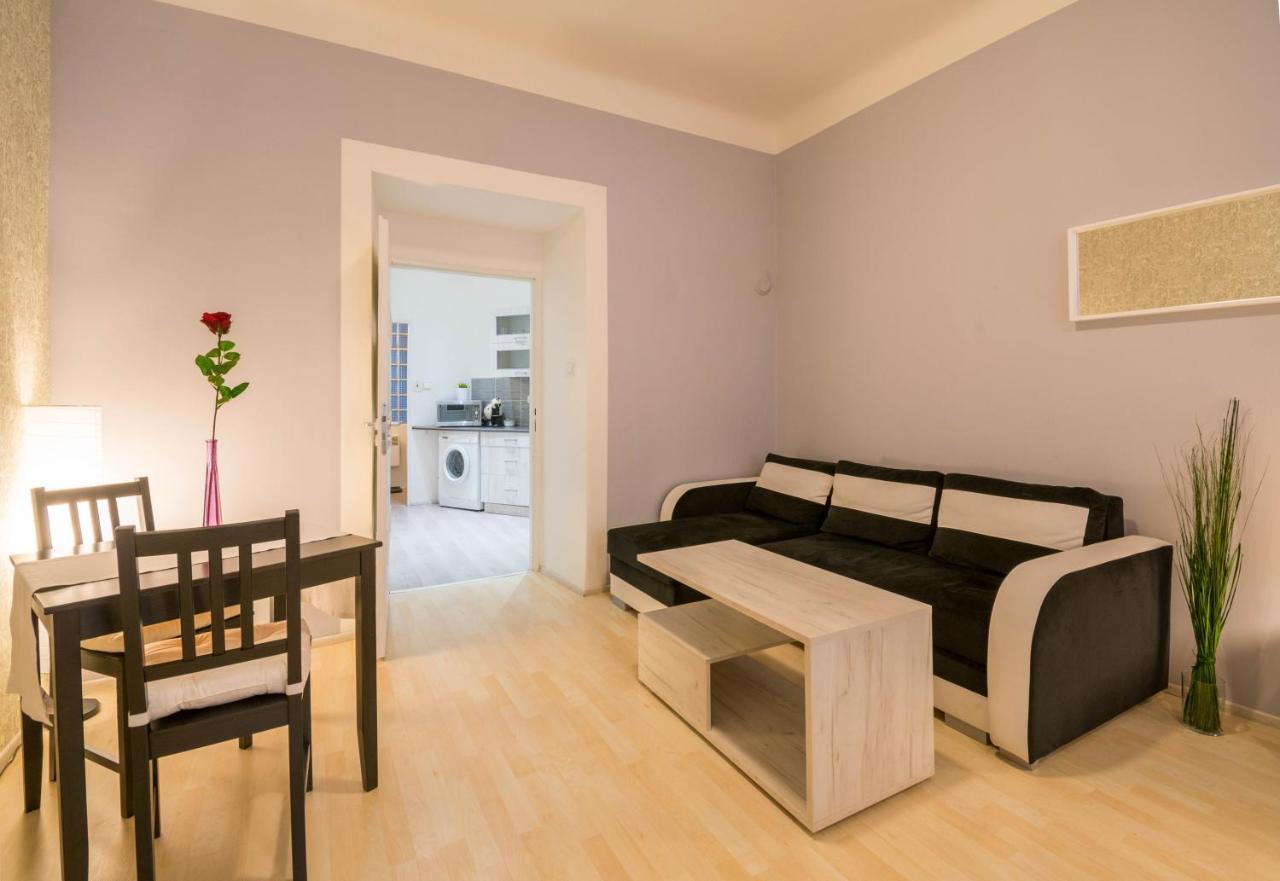 Chest Design Apartments Prag Exterior foto