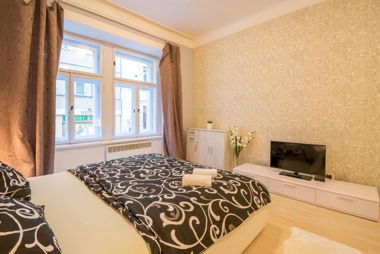 Chest Design Apartments Prag Exterior foto